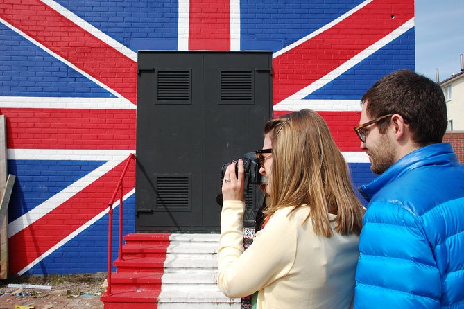 1 Hour Express Belfast Taxi/Cab Tour History, Murals, Troubles - Why this one-hour Belfast tour matters
