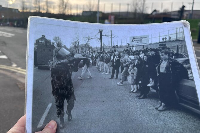 2 Hour Private Belfast Taxi Cab Tour of Troubles & Peace walls - The Peace Wall and the Scale of Separation