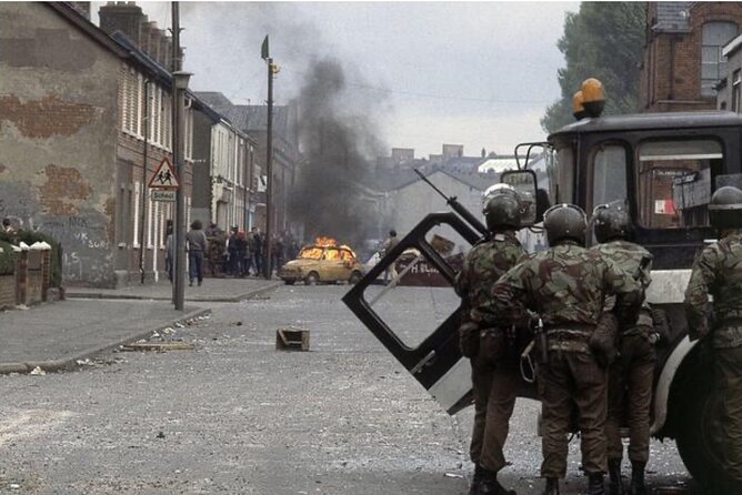 2 Hour Terror and Mural History Belfast taxi Private Tour - Bobby Sands mural and the meaning of public memory