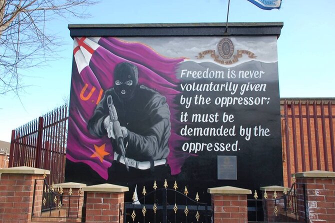 2 Hours Republican & Loyalist Mural Black Taxi Tour from Belfast - The Peace Wall and a chance to leave your mark