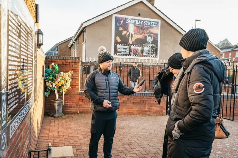 Belfast: 1.5-Hour Private Black Taxi tour - How to prepare for the experience