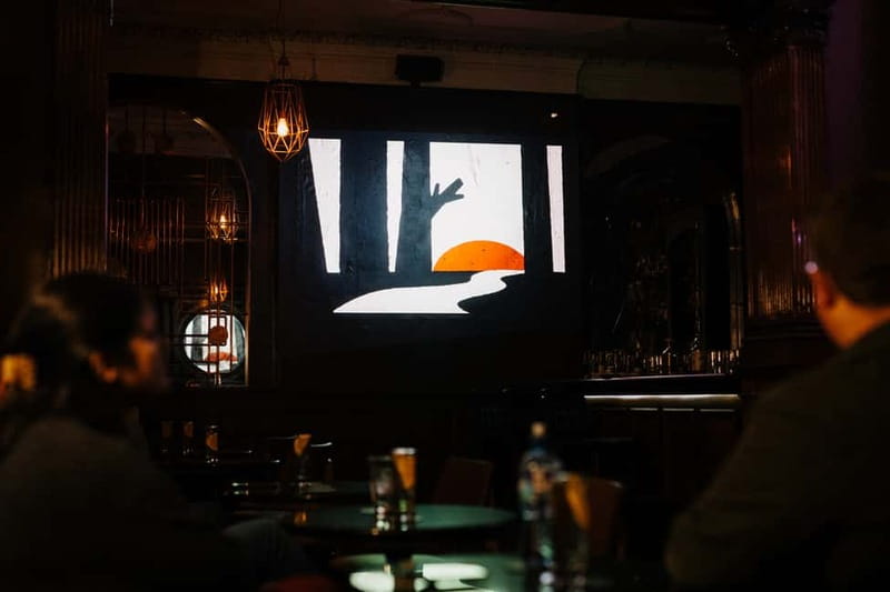 Belfast: An Alternative History of Belfast Through Drinks! - Finding The Spirit Circle on High Street