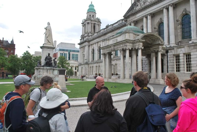 Belfast: Best of Belfast History, Culture & Art Walking Tour - Victorian buildings and modern Belfast