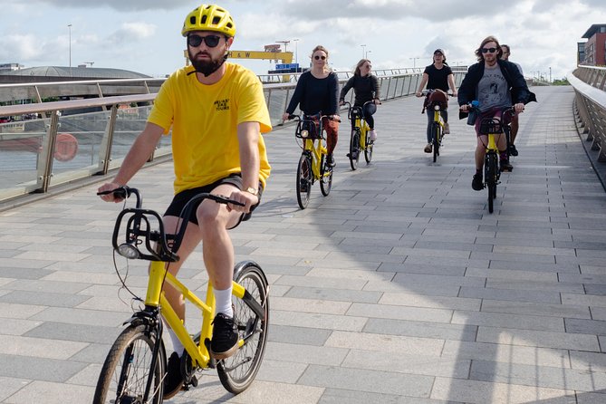 Belfast Bike Tours - Queen’s University, Botanic Gardens, and the Ulster Museum