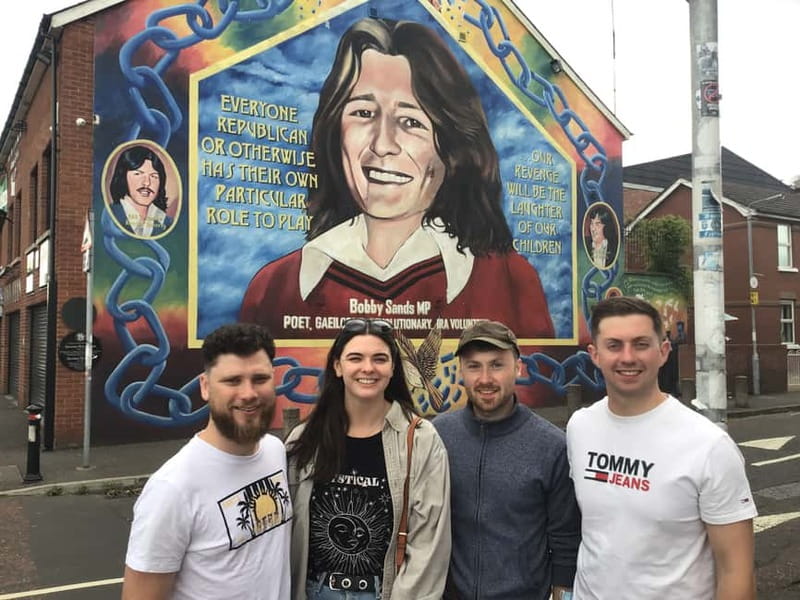 Belfast: Black Taxi Tour & Crumlin Road Jail Tour - Why the black taxi is the right way to see Belfast