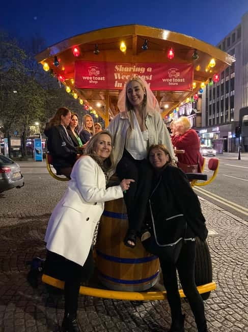 Belfast: Cathedral Quarter Beer Bike Tour - What the one-hour schedule really gives you