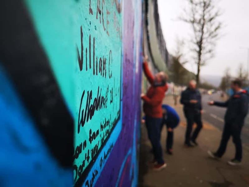 Belfast: Famous Murals Private Tour - A guide-led history lesson, not just a mural drive