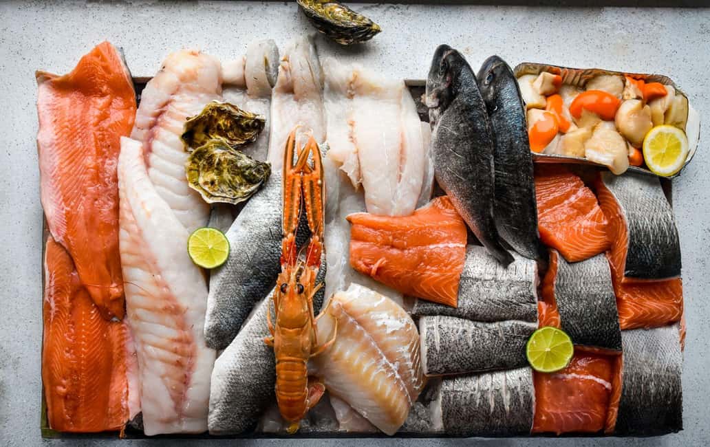 Belfast: Food Tour with 10+ Tastings of Bread, Beer, Seafood - Starting beside Belfast City Hall