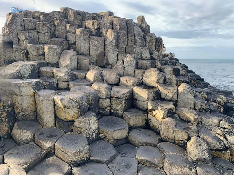 Belfast : Giant’s Causeway 8 hour private day tour - Carrick-a-Rede brings the most active hour