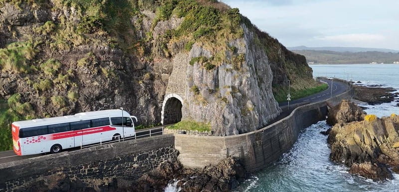 Belfast: Giant's Causeway Tour and 2-Day Open Top-Bus Tour - One ticket, three useful days in Belfast
