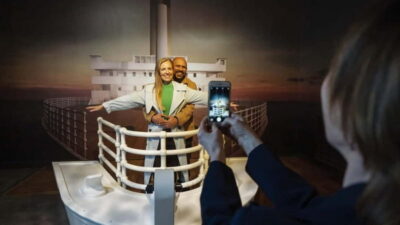 Hop-On Hop-Off Bus Tour with Titanic Entry Ticket