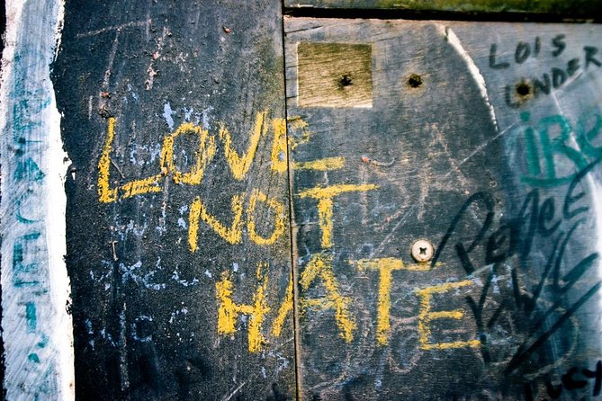 Belfast: Murals Taxi Tour - Key things to know before you book