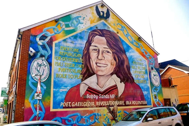 Belfast: Political Conflict 3-Hour Walking Tour - Crossing the Peace Line to Shankill Road