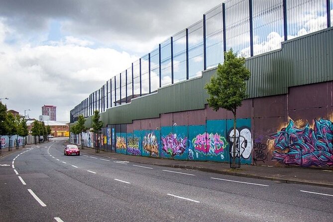 Belfast Political & Murals Tour - Pickup, drop-off, and the city-center limit