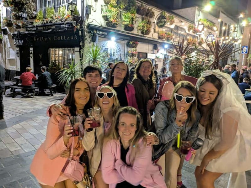 Belfast: Pub Crawl and Bar Walking Tour with Two Drinks - The walking route and practical comfort