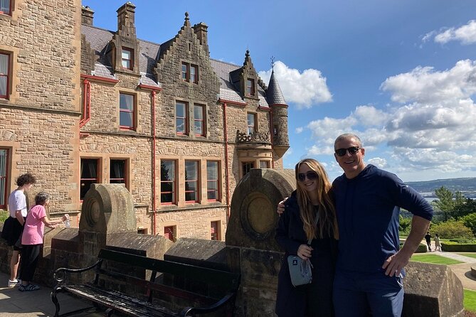 Belfast Sightseeing Tour - Thomas, the private format, and the human side of the tour