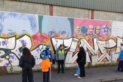 Belfast Troubles Tour: Walls and Bridges