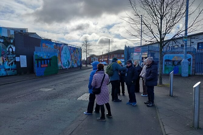 Belfast Troubles Tour: Walls and Bridges - First Presbyterian Church and a less familiar story