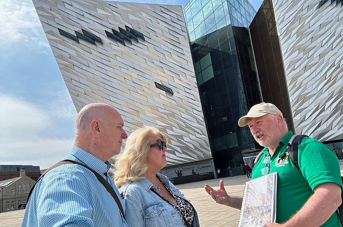 Best of Belfast Driving Taxi Tour with Political Murals - The Big Fish, Maritime Mile, and Sammy the Seal