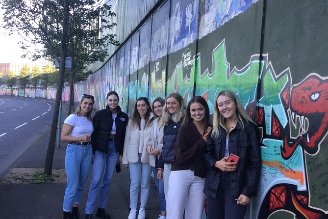 Black Taxi Tour and Crumlin Road Gaol tour Combo - Who will get the most from this tour