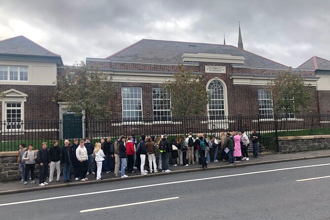 Black Taxi Tour of Belfast – Politics, Murals peace walls Tour - Bombay Street and its Memorial Garden