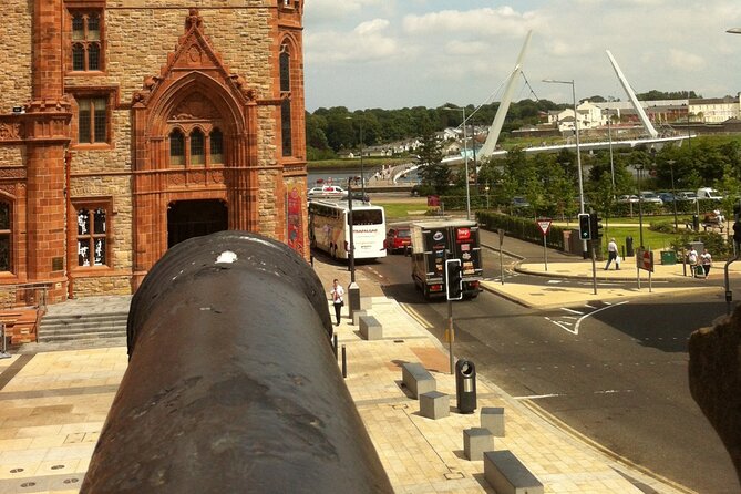 Derrie Danders: A Self-Guided Audio Tour of the Riverside and South City - Starting at Visit Derry and heading toward the Foyle