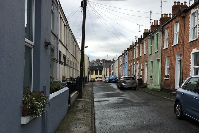 Derrie Danders: A Self-Guided Audio Tour of the Riverside and South City - St Columb’s Cathedral and the approach to the center