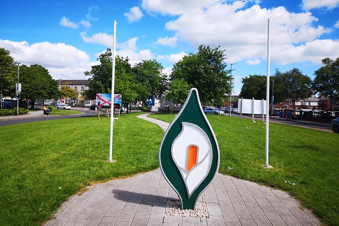 Derry City: The troubles Bogside walking tour - The peace process and what changed