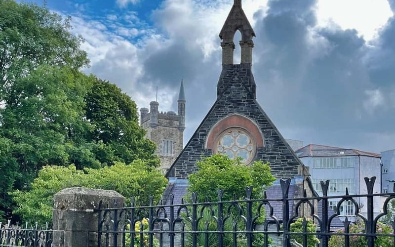 Derry: City Walking Tour & Exploration Game - How the puzzles affect the pace