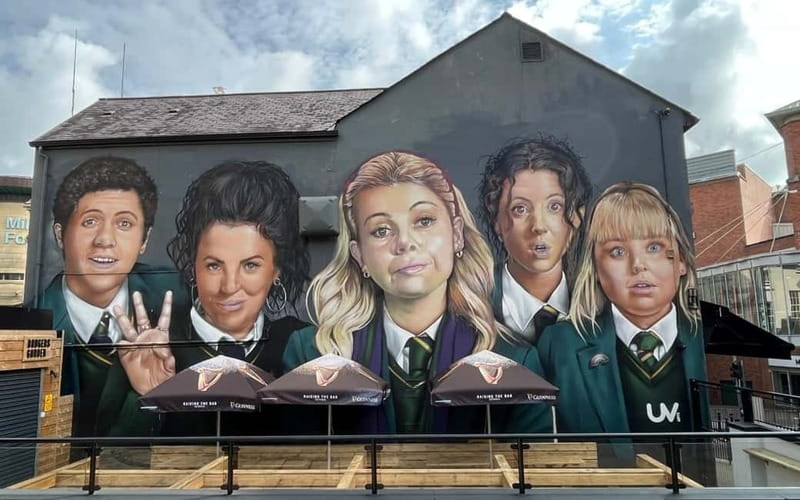 Derry: City Walking Tour & Exploration Game - Is $38 good value for up to five people?