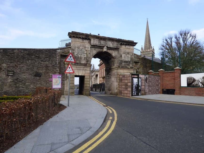 Derry: Derry Girls TV Show Filming Locations Tour - Bishop’s Gate and the shape of the old city