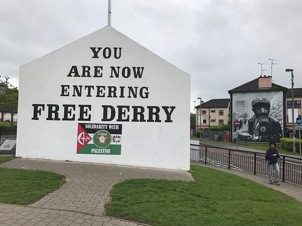 Derry Londonderry Private Full Day Tour From Belfast - Walking Derry’s ancient walls