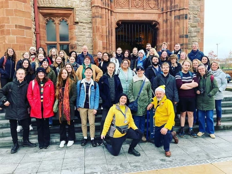 Derry: McCrossan’s Public Walking Tour of the Historic City - Walking Derry’s 400-year-old walls