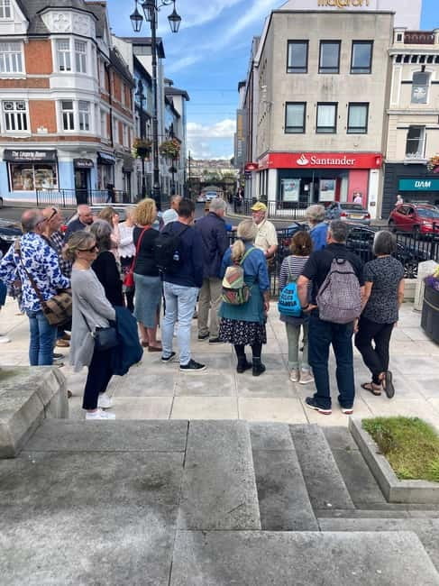 Derry: McCrossan’s Public Walking Tour of the Historic City - Derry in World War II