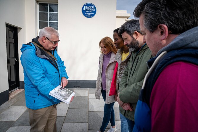 Discover the City Walls - Small Group Public or Private Tour - What the small group size means for you