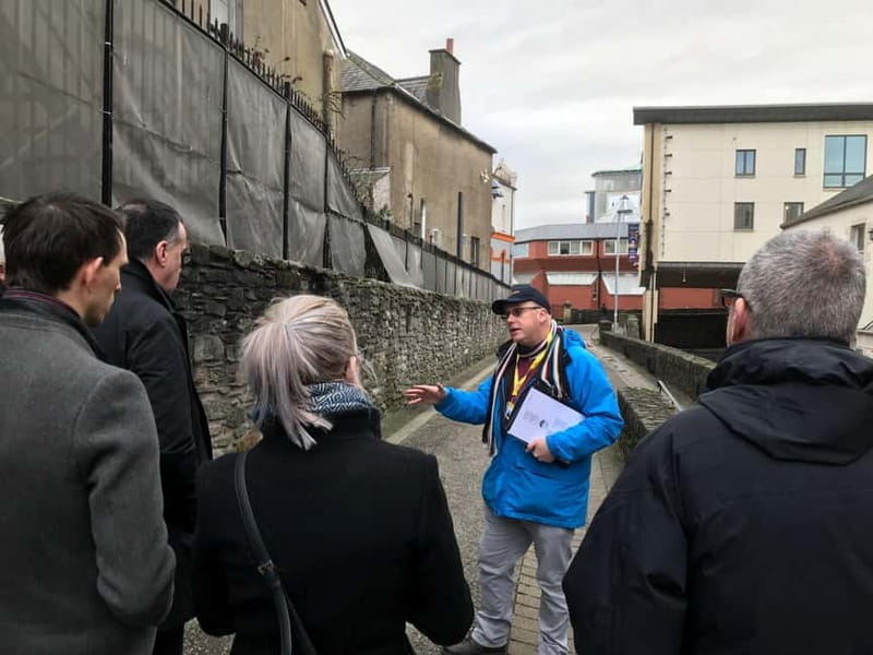 Discover the City Walls - Small Public Group or Private Tour - The Troubles and the peace process