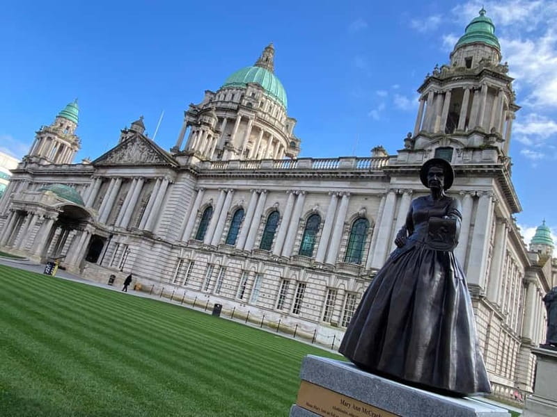 Dublin:Fast-Entry Book of Kells & Dublin Castle Bespoke Tour - Trinity College and the Old Library