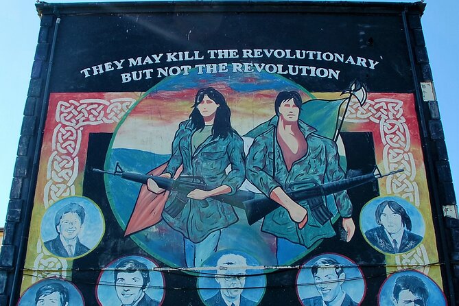 Express Terror and Peace 90 min Private Belfast Cab /Taxi Tour - Peace Wall: a symbol that is still physically present