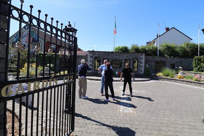 Falls road Murals Walking Tour with former prisoners - Bobby Sands and the meaning of the murals
