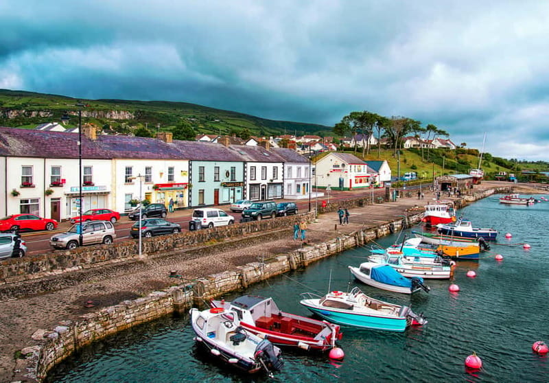 From Belfast: Giant's Causeway Guided Day Tour With Castles - Why this Belfast day trip works