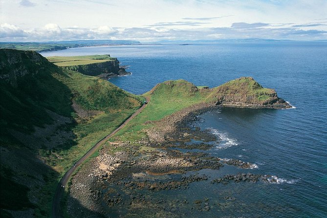 Giant's Causeway and Whisky Distillery tasting tour from Belfast - A full day from Belfast, with the Causeway as the prize