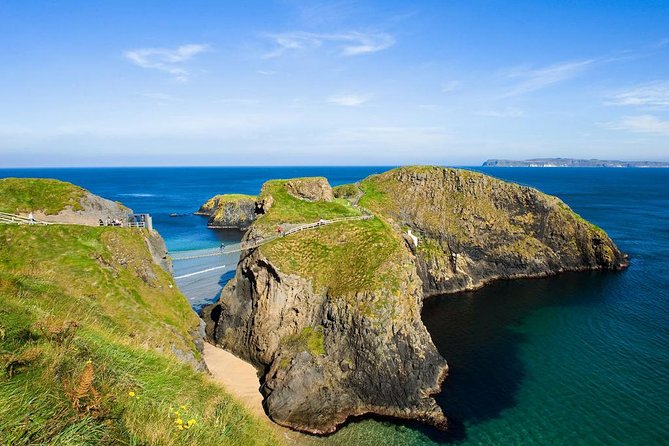 Giant's Causeway Full Day Tour from Belfast - What the guide can add to the day