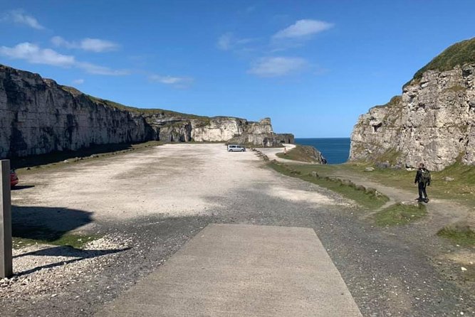 Giant's Causeway Tours - Guides who shape the day