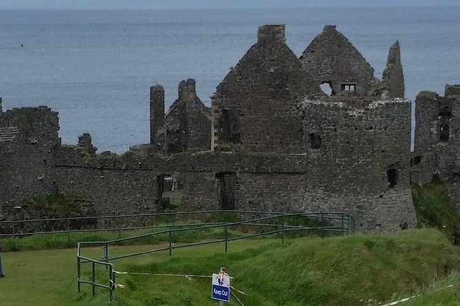 Giants causeway and Glens of Antrim day trip - Bushmills Distillery for whiskey and a warm break