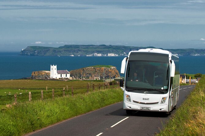 Giants Causeway & Castles Tour from Belfast: Guided tour - The Antrim Coast turns the drive into an attraction