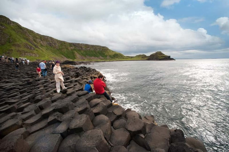 Giants causeway Irish castles & whiskey, Game of thrones - Leaving Belfast for Carrickfergus Castle
