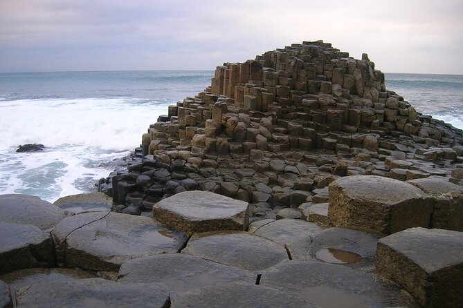 Giants causeway private tour 1 to 7 people - Ballintoy Harbour and the short coastal pause