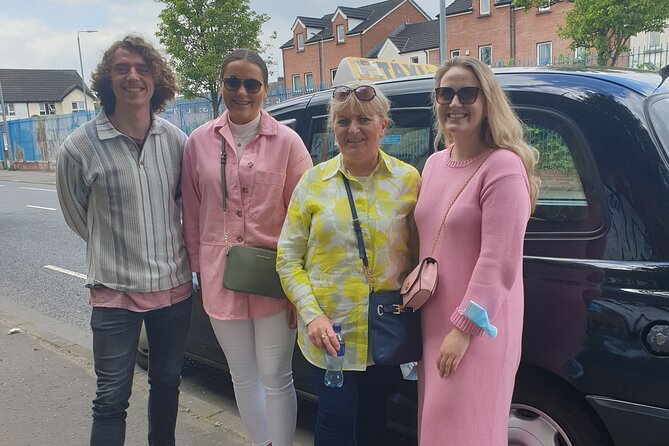 Iconic Belfast Black Cab Tour - Price, private space, and the 90-minute limit