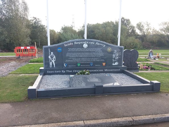 IRA Troubles Conflict Private Tour Museum Graves Murals and Political Analysis - Start with the right expectations about the Republican viewpoint
