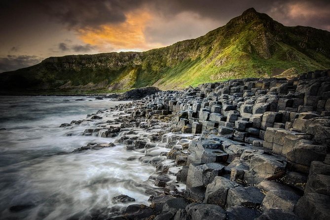 Luxury Giants Causeway Tour in Mercedes + FREE Belfast Mural Tour - Why a private Mercedes makes sense for this route
